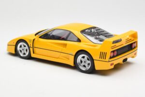 Ferrari F40 Gul GT Spirit 1:18 GT839 Resin — bild 5 av 6