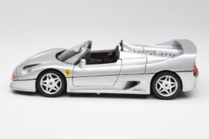Ferrari F50 Cabriolet Silver Bburago 1:18 3372 Metall — bild 4 av 8