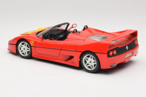 Ferrari F50 Cabriolet 50 Jahre Ferrari 24 Jahre Bburago FMC Röd Bburago 1:18 3352-P1 Metall — bild 7 av 8