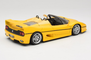 Ferrari F50 Cabriolet Gul Maisto 1:18 50246-Y1 Metall — bild 3 av 8