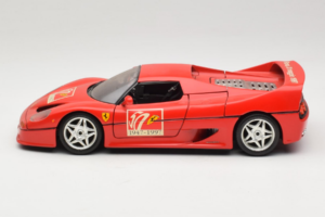 Ferrari F50 Coupe #50 50 Jahre Ferrari Röd Bburago 1:18 3352-P2 Metall — bild 4 av 8