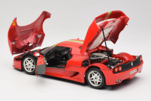 Ferrari F50 Coupe #6 Röd med Italiensk Flagga Bburago 1:18 3382-P1 Metall — bild 5 av 8