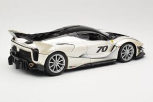 Ferrari FXX-K Evo #70 Vit Bburago 1:18 18-16012 Metall — bild 3 av 8