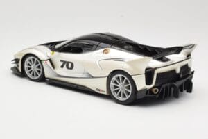 Ferrari FXX-K Evo #70 Vit Bburago 1:18 18-16012 Metall — bild 7 av 8