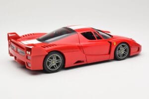 Ferrari FXX Röd Hot Wheels 1:18 310801 Metall — bild 3 av 8