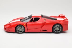 Ferrari FXX Röd Hot Wheels 1:18 310801 Metall — bild 4 av 8