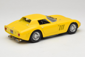 Ferrari 250 GTO Gul Guiloy 1:18 67525 Metall — bild 3 av 8
