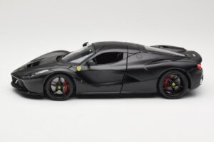 Ferrari LaFerrari F150 Matte Black Bburago 1:18 18-16901BK Metall — bild 4 av 8