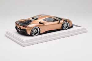 Ferrari SF90 Novitec Guld Silver Rand IVY 1:18 REMC028 Resin — bild 3 av 7