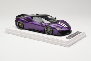 Ferrari SF90 Stradale Novitec Purple Metallic IVY 1:18 REMC021 Resin — bild 4 av 7