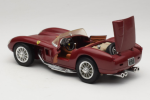 Ferrari Testa Rossa Mörkröd Shell Shell 1:18 40026 Metall — bild 5 av 8