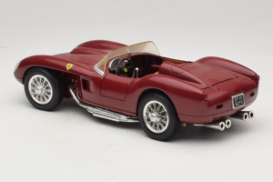 Ferrari Testa Rossa Mörkröd Shell Shell 1:18 40026 Metall — bild 7 av 8