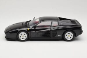 Ferrari Testarossa Svart Kyosho 1:18 08425BK Metall — bild 4 av 8