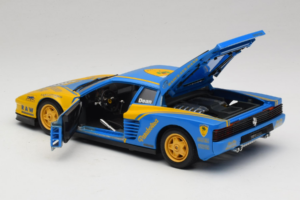 Ferrari Testarossa Bburago 1:18 7019 Metall — bild 5 av 8