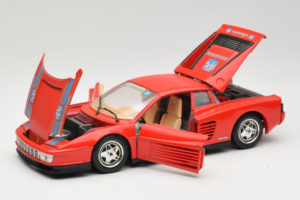 Ferrari Testarossa PPG Auto Refinish Röd Bburago 1:18 3039-P3 Metall — bild 2 av 8