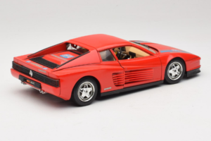 Ferrari Testarossa PPG Auto Refinish Röd Bburago 1:18 3039-P3 Metall — bild 3 av 8