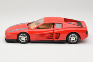 Ferrari Testarossa PPG Auto Refinish Röd Bburago 1:18 3039-P3 Metall — bild 4 av 8