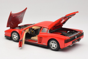 Ferrari Testarossa PPG Auto Refinish Röd Bburago 1:18 3039-P3 Metall — bild 5 av 8