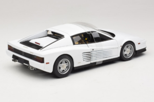 Ferrari Testarossa Vit Miami Vice Hot Wheels 1:18 P9904 Metall — bild 2 av 6