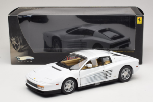 Ferrari Testarossa Vit Miami Vice Hot Wheels 1:18 P9904 Metall — bild 6 av 6