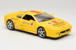 Ferrari F355 Berlinetta Racing Gul Solido 1:18 9009-Y1 Metall — bild 6 av 8