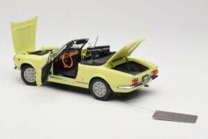 Fiat 124 Spider BS1 Gul Sun Star 1:18 4921 Metall — bild 5 av 8