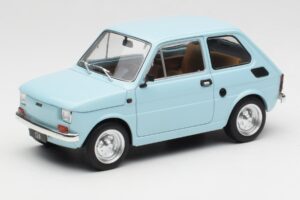 Fiat 126 Ljusblå MCG 1:18 MCG18415 Metall