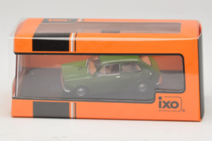 Fiat 127 Grön IXO 1:43 CLC607N Metall — bild 4 av 4