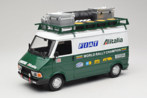Fiat 242 Alitalia Rally Team Assistance With Trailer 1978 IXO 1:18 18CMC027WX Metall — bild 2 av 7
