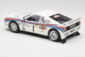 Fiat 242 & Lancia 037 Group B #1 W. Rohrl / C. Geistdorfer Rally Monte Carlo 1983 Otto 1:18 OT360 Resin — bild 5 av 7