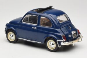 Fiat 500 L Blå Bburago 1:18 3327 Metall — bild 7 av 8