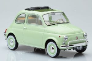 Fiat 500 L Ljusgrön Norev 1:18 187773 Metall — bild 4 av 6