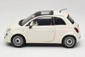 Fiat 500 Vit Mondo Motors 1:18 500291 Metall — bild 4 av 8