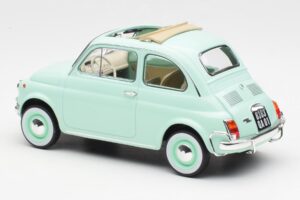 Fiat 500L Pastell Blå Norev 1:18 187777 Metall — bild 5 av 6