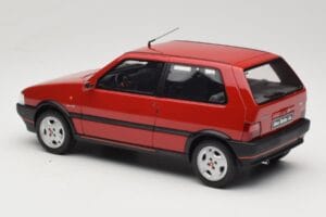 Fiat Uno Turbo IE Rosso Racing Otto 1:18 OT487 Resin — bild 5 av 6