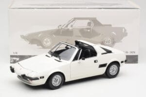 Fiat X1/9 Vit Minichamps 1:18 100121685 Metall — bild 8 av 8