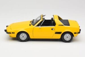 Fiat X1/9 Gul Minichamps 1:18 100121664 Metall — bild 4 av 8