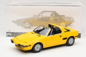 Fiat X1/9 Gul Minichamps 1:18 100121664 Metall — bild 8 av 8