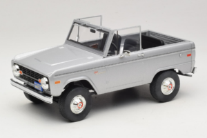 Ford Bronco Speed Movie GreenLight 1:18 19074 Metall — bild 2 av 7