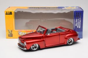 Ford Cabriolet Red Metallic Road Signature 1:18 30028 Metall — bild 8 av 8