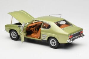 Ford Capri Mk1 Ljusgrön Metallic Minichamps 1:18 18008900 Metall — bild 5 av 8