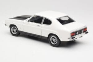 Ford Capri Mk1 RS 2600 Vit Svart Minichamps 1:18 150089078 Metall — bild 7 av 8