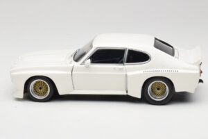 Ford Capri Mk1 RS 3100 Vit Minichamps 1:18 183748003-R1 Metall — bild 4 av 8