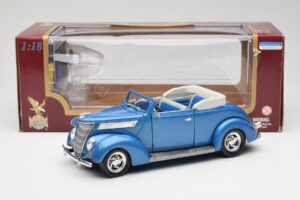 Ford Cabriolet Blå Road Signature 1:18 92238 Metall — bild 8 av 8