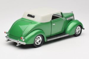 Ford Cabriolet Grön Road Signature 1:18 92239 Metall — bild 3 av 8