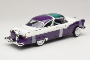 Ford Crown Victoria Vit Lila Road Signature 1:18 92138-P1 Metall — bild 2 av 6