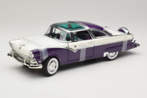 Ford Crown Victoria Vit Lila Road Signature 1:18 92138-P1 Metall