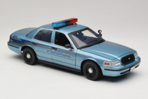 Ford Crown Victoria Police Cruiser Twilight Blue Greenlight 1:18 1643 Metall — bild 6 av 8
