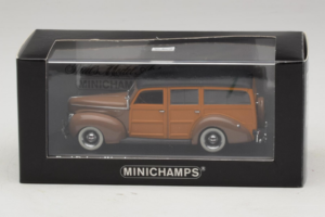 Ford DeLuxe Woody Station Wagon Brun Minichamps 1:43 400082111 Metall — bild 4 av 4