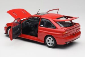 Ford Escort RS Cosworth Radiant Röd Minichamps 1:18 150089021 Metall — bild 5 av 8